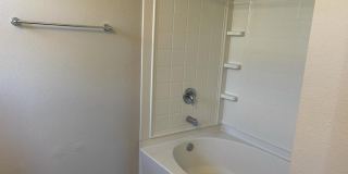 2100 PEBBLE POINT Drive Gallery 11