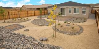4 bedroom, 2.5 bathroom home in Golden Valley.  washer/dryer/refigerator included Gallery 20