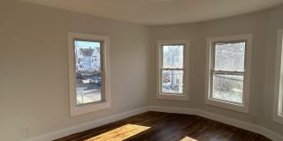 6 Holmes Street Gallery 12