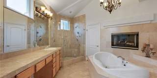 3210 North Ardmore Avenue Gallery 1