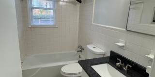 Updated One Bedroom Apartment in Matthews- July Free Gallery 7