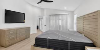 1095 Anchor Point Gallery 27