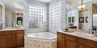 6700 Fox Hollow Drive Gallery 21