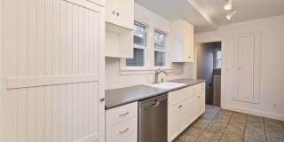 Charming 3 Bedroom/2 Bath Craftsman Home for Lease in Phinney/Greenlake Gallery 8