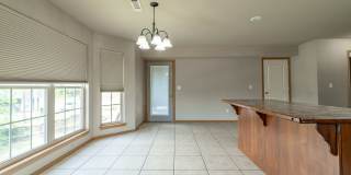4 Bedroom 2.5 Bath Townhome near Centennial Park! Gallery 13