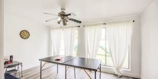 Vacation Property! 4 Bedrooms, sparkling pool! Vacation Property! 4 Bedrooms, sparkling pool! Gallery 1
