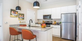 Club at Woodside Gallery 23