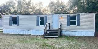 Available Now! Rent this affordable 3 bedroom home in Aiken! Gallery 1