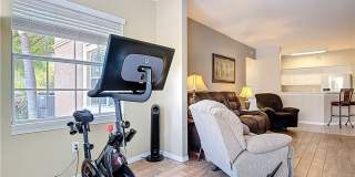 3 bedroom 2 bathroom Condo in the Gardens at Beachwalk Gallery 18