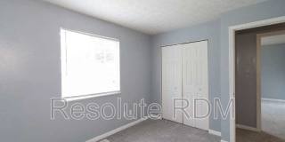 3826 Ireland Dr Gallery 24