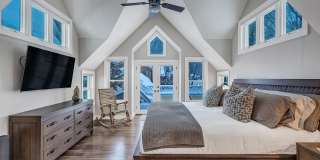 633 W Main Street Gallery 1