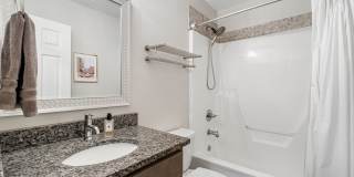 3 Bedroom Home in Wedgewood Houston Gallery 10