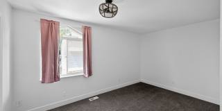 Charming 2BR Townhome in Aurora Gallery 14