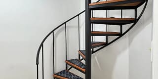 Spacious 3BR Condo in Washington Gallery 11