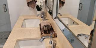 301 Esplanade Gallery 11