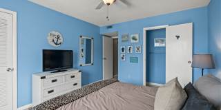 Close to the beach Gallery 61