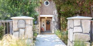 Exquisite Tree Section Home with A/C Gallery 4
