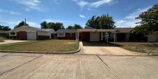 3 bed, 1 1/2 bath, 1 car garage Gallery 1