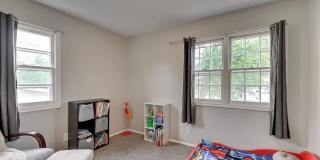 Coming Soon! Bright & Spacious 3 Bed Home with Finished Basement & Huge Backyard Gallery 20