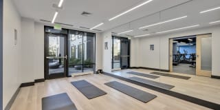 1550 on the Charles Gallery 18