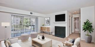 Fairfax Square Gallery 3