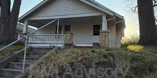 1228 SW Woodward Ave 1228 SW Woodward Ave Gallery 1