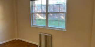 1300 N MEADE Street Gallery 32