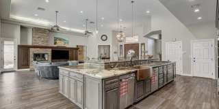 A luxurious 5 Bedroom House with a Casita & a Sparkling pool at Ten Oaks Estates Gallery 14
