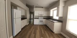 4 Bedroom Home Riverview Gallery 9