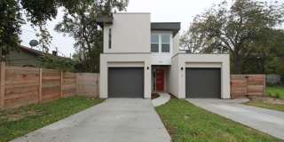 Contemporary East Austin Home with Private Yard & Garage Gallery 3
