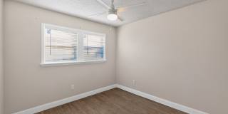 Modern 3BR Rental with Gated Yard, Garage & Prime San Antonio Location Gallery 9