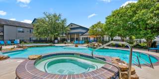 Oak Grove Apartments Gallery 2