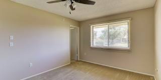 10645 W Saratoga Cir Gallery 13
