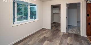 2916 Alderwood Ave Gallery 11