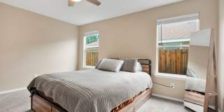 Charming 3 Bed 2.5 Bath Home in Woodlake Meadows Community Gallery 11