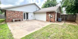 3bed 2bath 2car now available Gallery 19