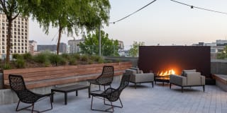 1717 Webster Gallery 32