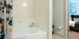 Advenir at Station 121 Gallery 7