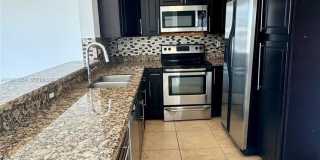 15430 NW 12th Ct Gallery 2