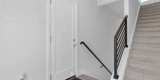 Stunning 3-bedroom, 4-bathroom townhouse! Gallery 22