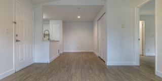 The Docks at Redmond Lakeview Gallery 37