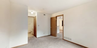 Westchester Square Gallery 26