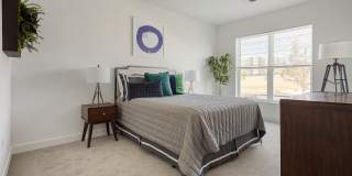 Station 250 Mundelein Gallery 5