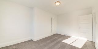 Stunning 3 bedroom home in Brookline available July 1! Gallery 19