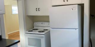 Spacious and beautifully remodeled 5 bed 2 bathroom home Gallery 5