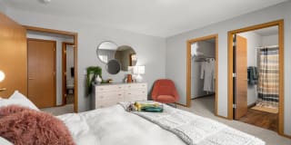 Highland Hills Gallery 10