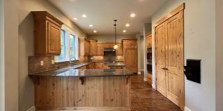 Luxury 5 Bedroom Home with Soaking Tub, Chef’s Kitchen & Expansive Primary Suite Luxury 5 Bedroom Home with Soaking Tub, Chef’s Kitchen & Expansive Primary Suite Gallery 9