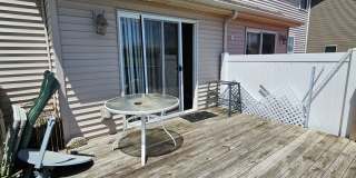 3 Bd 2 Ba with Lake view! Gallery 7