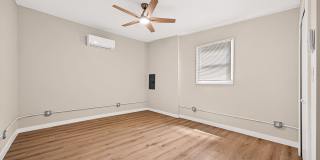 631 E Mistletoe Gallery 25