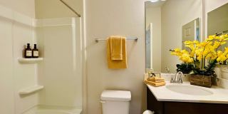 2 Bedroom + Den Villa in Quail Creek Community! Must See! Gallery 7